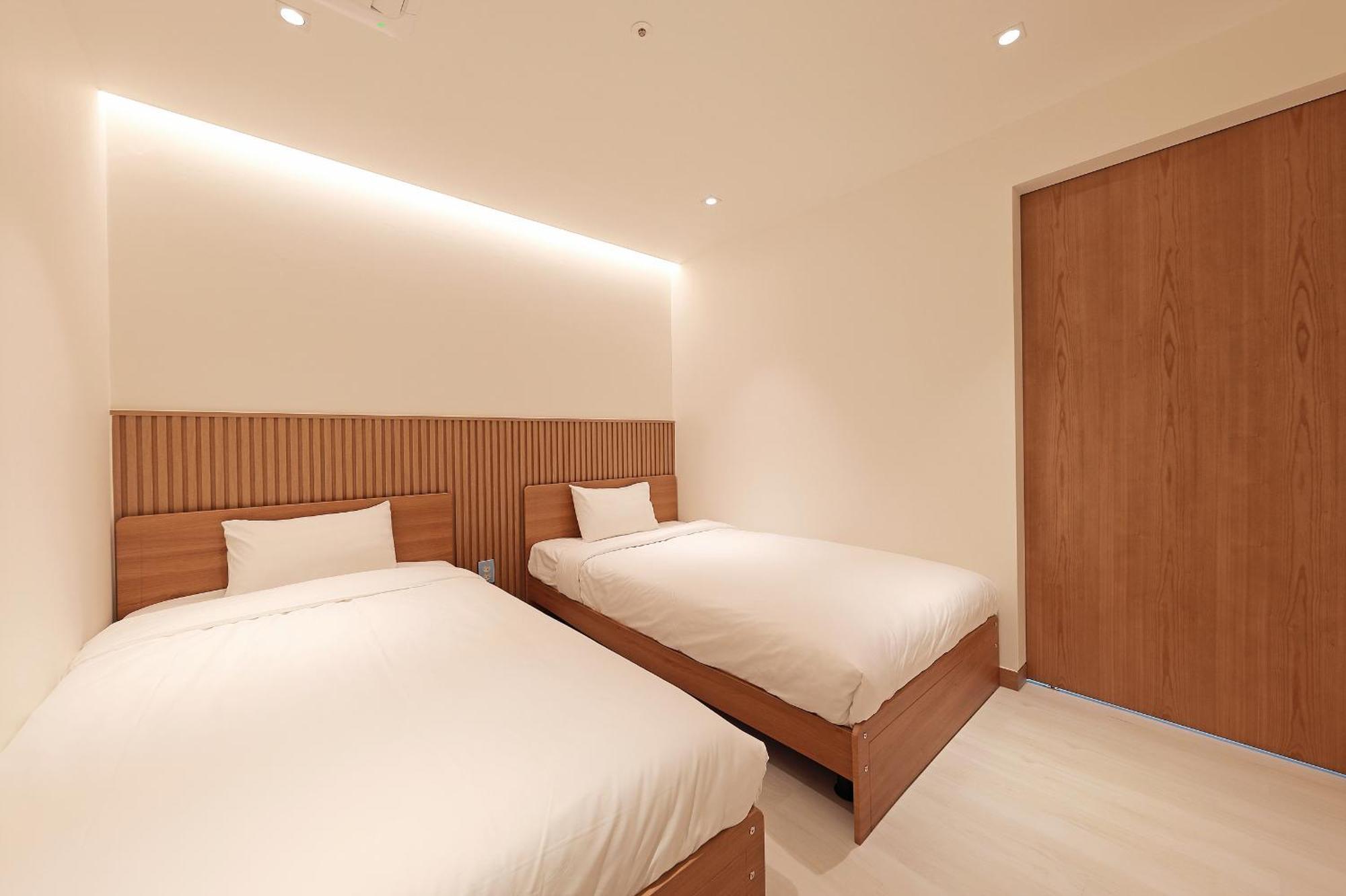 Ocean 2 You Resort Seorak Beach Hotel & Condo Sokcho Exterior photo