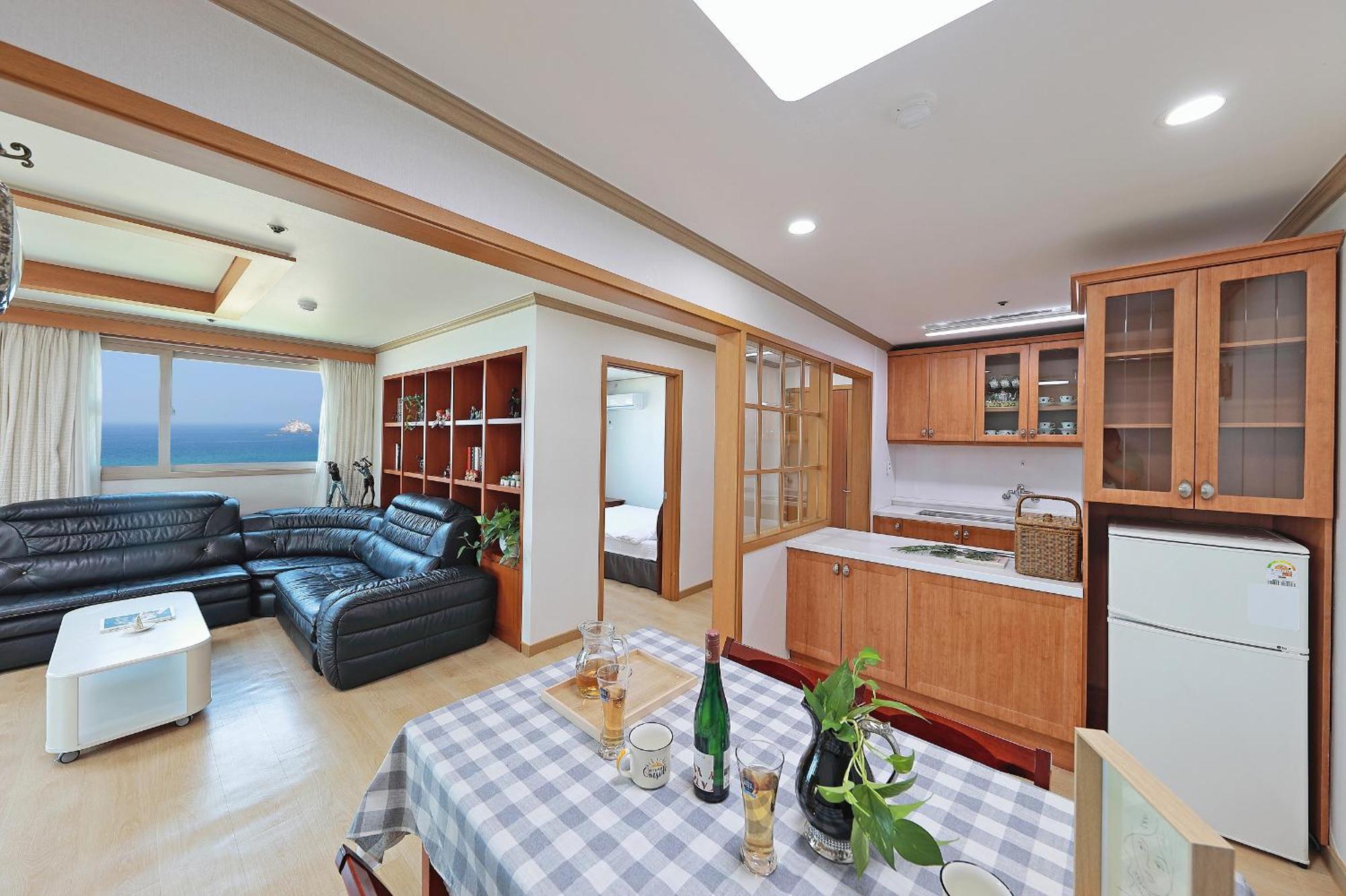 Ocean 2 You Resort Seorak Beach Hotel & Condo Sokcho Exterior photo
